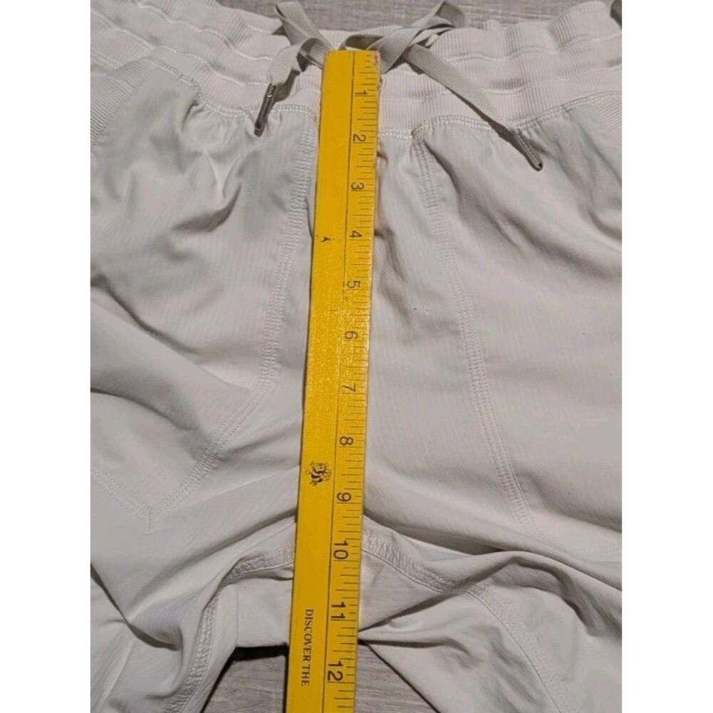 Lululemon Dance Studio Relaxed Fit Mid Rise Cargo Pants Women Sz S White LW5GILS - Picture 7 of 9